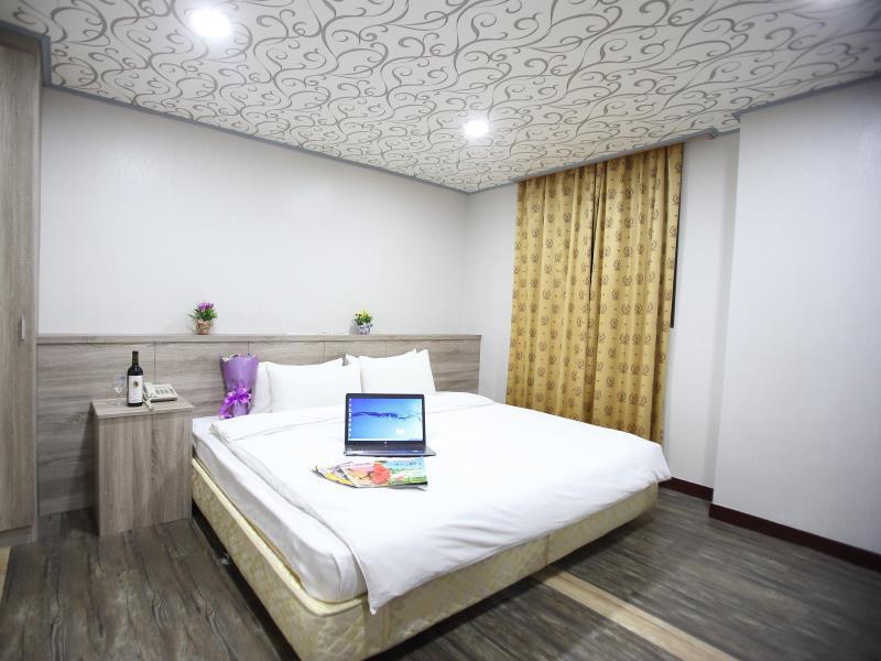心園生活旅店 Xin Yuan Hotel ซินจู๋ ภายนอก รูปภาพ