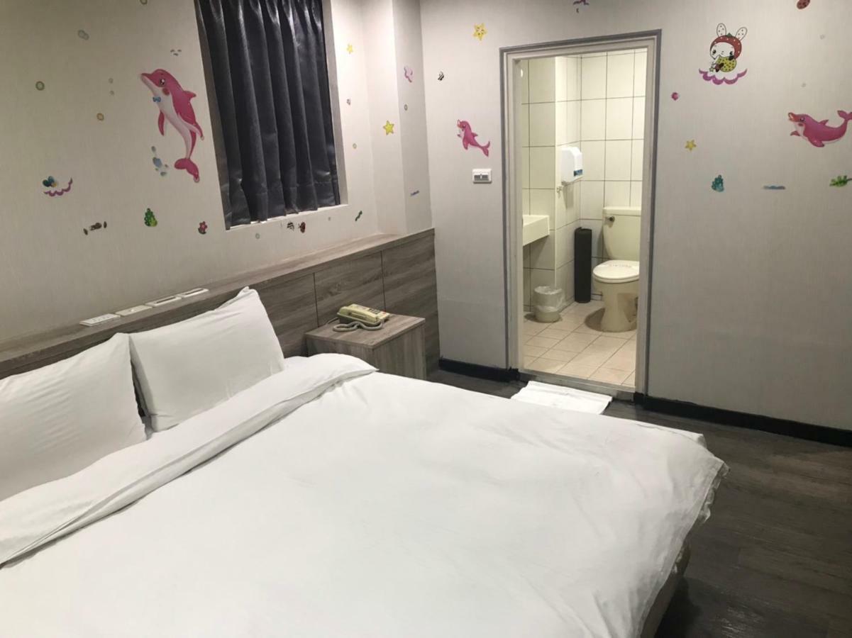 心園生活旅店 Xin Yuan Hotel ซินจู๋ ภายนอก รูปภาพ