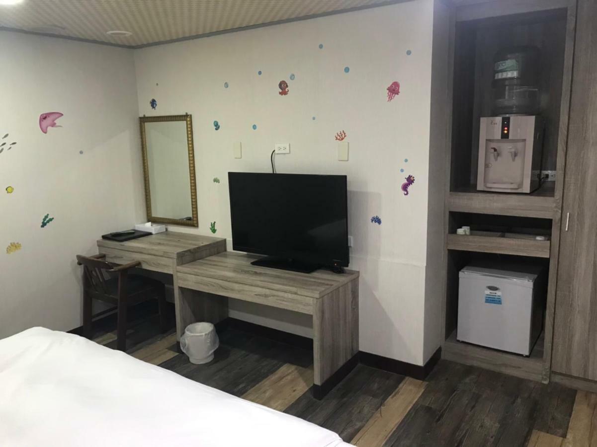 心園生活旅店 Xin Yuan Hotel ซินจู๋ ภายนอก รูปภาพ